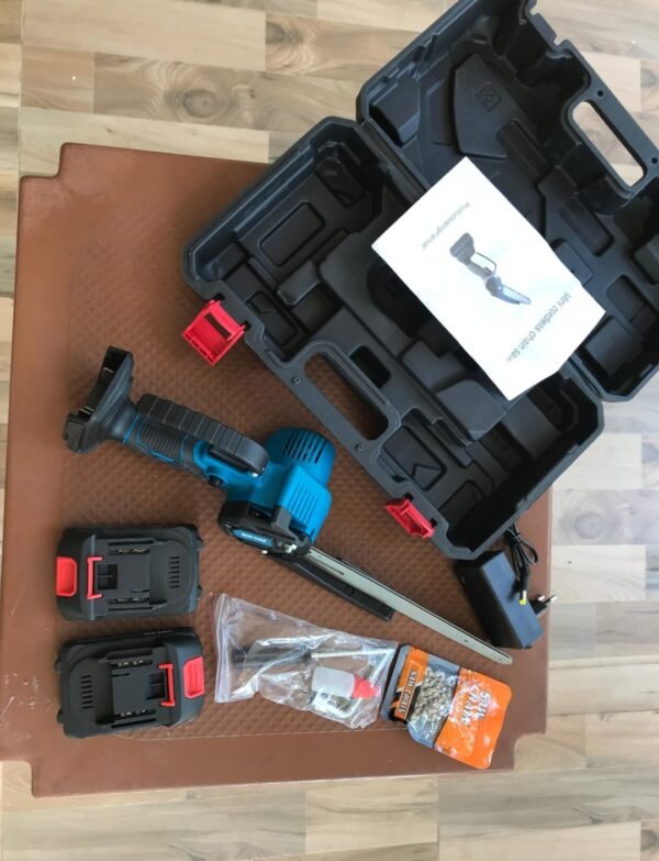 Rechargable Chainsaw