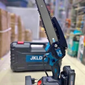 Rechargable Chainsaw